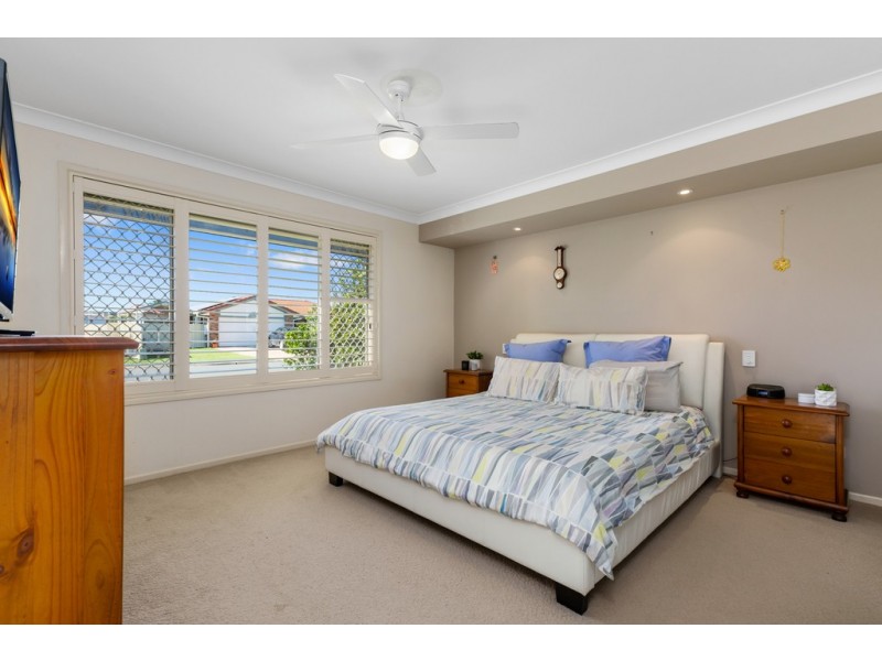 31 Avondale Drive, Banora Point NSW 2486