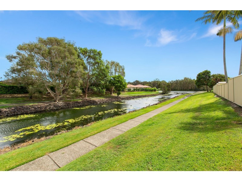 31 Avondale Drive, Banora Point NSW 2486