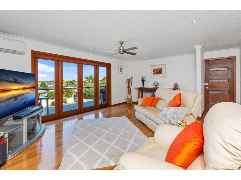 2/33 Mariners Crescent, Banora Point NSW 2486