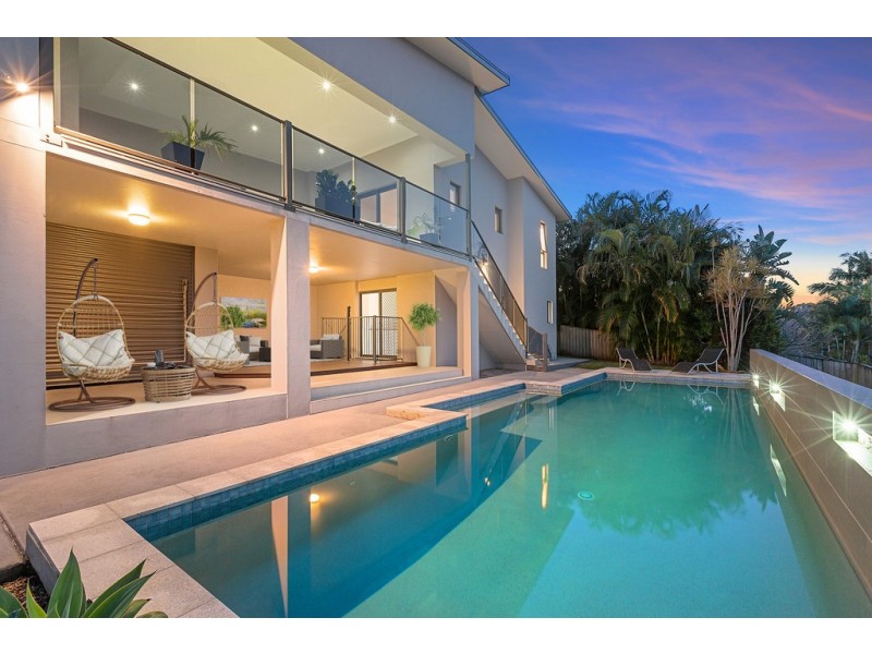 16 Daintree Close, Banora Point NSW 2486