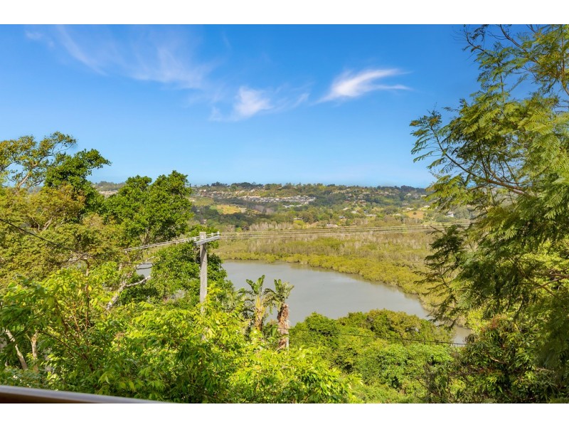 34 Broadwater Esplanade, Bilambil Heights NSW 2486