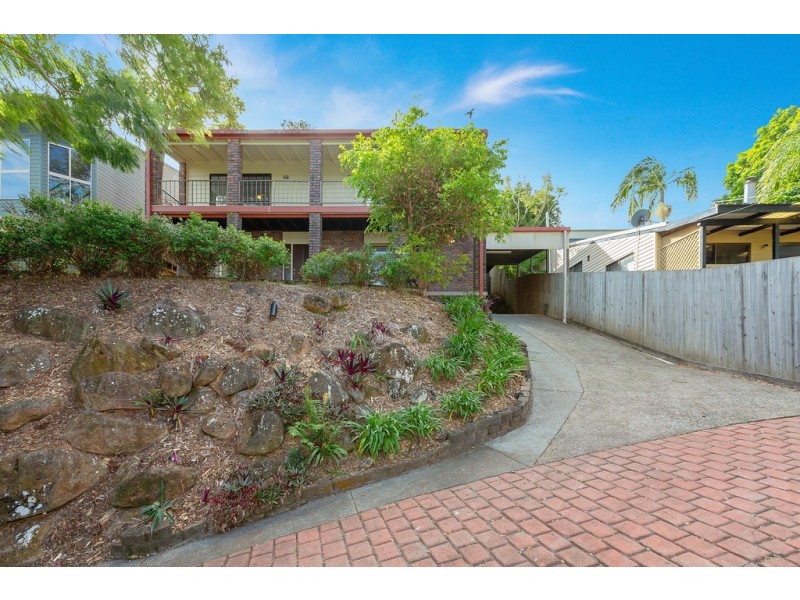 34 Broadwater Esplanade, Bilambil Heights NSW 2486