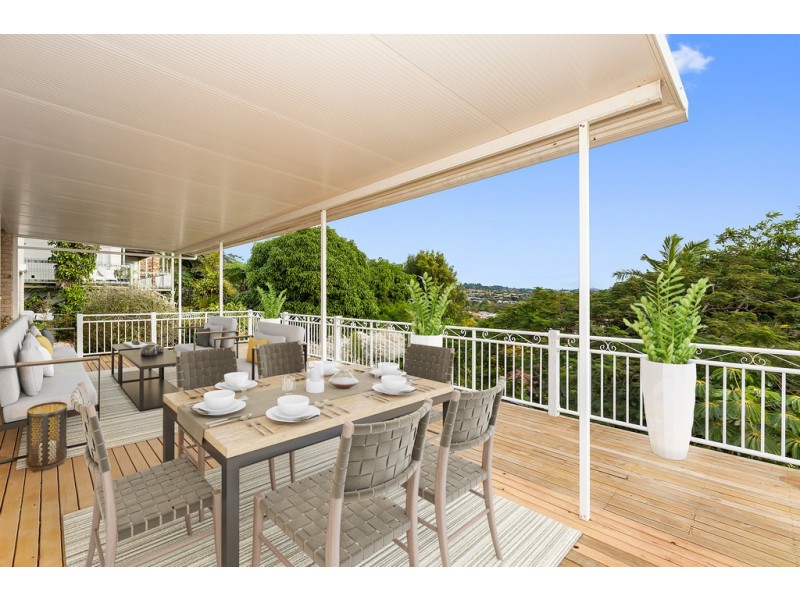29 St Andrews Way, Banora Point NSW 2486