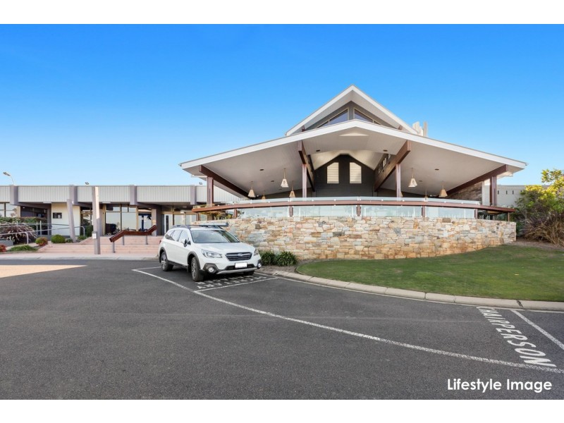 12 Kallaroo Circuit, Ocean Shores NSW 2483