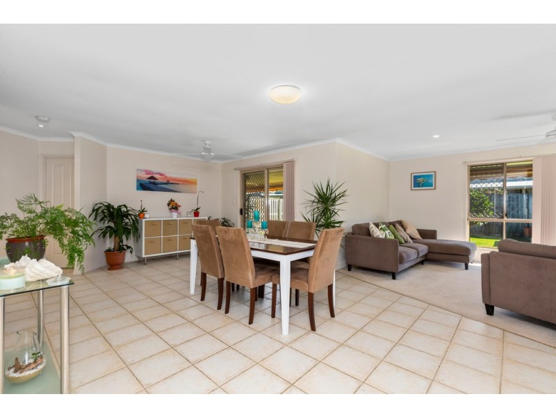 109 Winders Place, Banora Point NSW 2486
