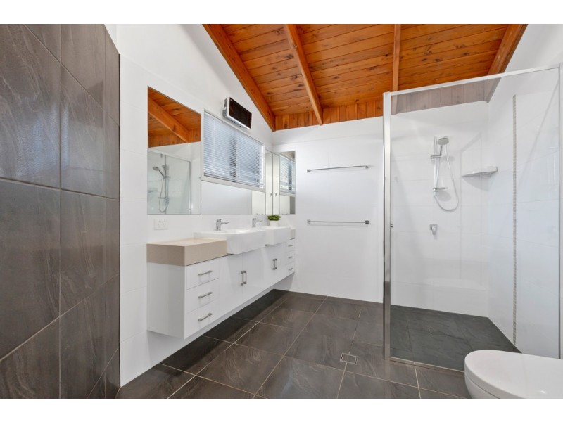 77 Lakeview Terrace, Bilambil Heights NSW 2486