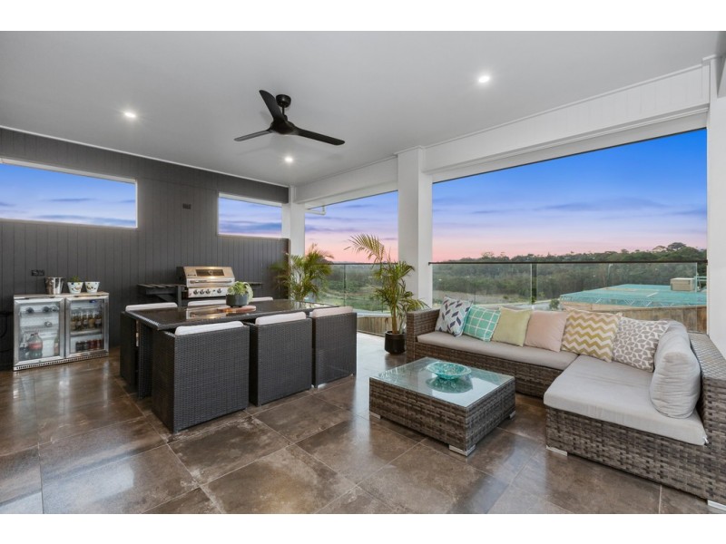 20 Feathertop Street, Banora Point NSW 2486