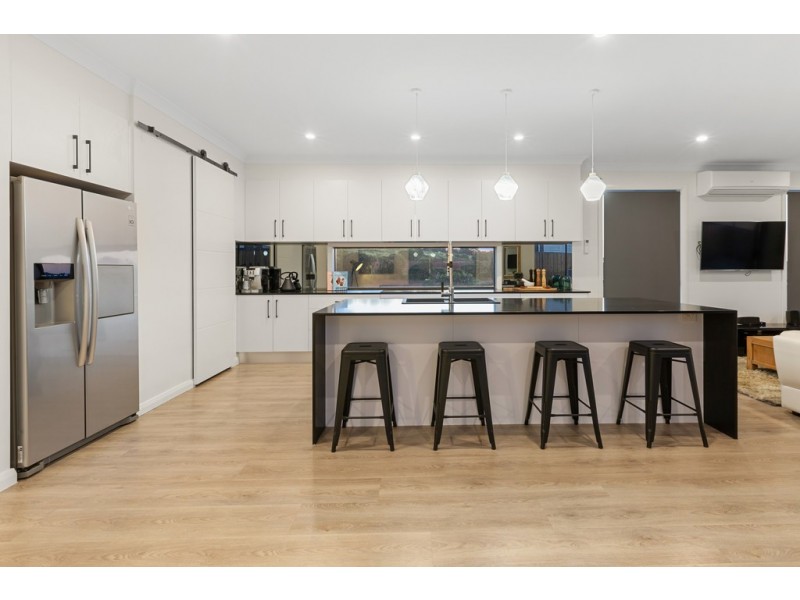 20 Feathertop Street, Banora Point NSW 2486