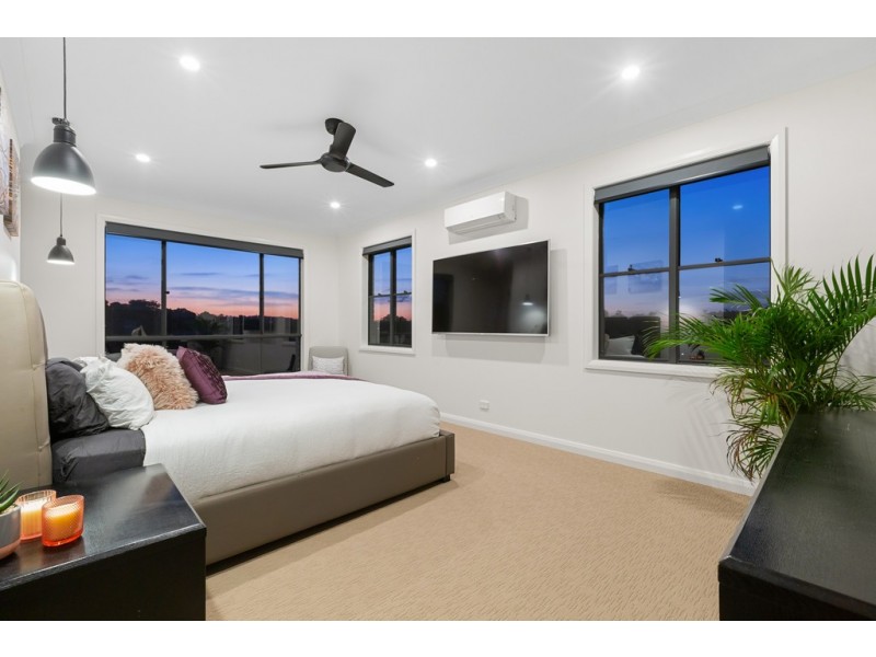20 Feathertop Street, Banora Point NSW 2486