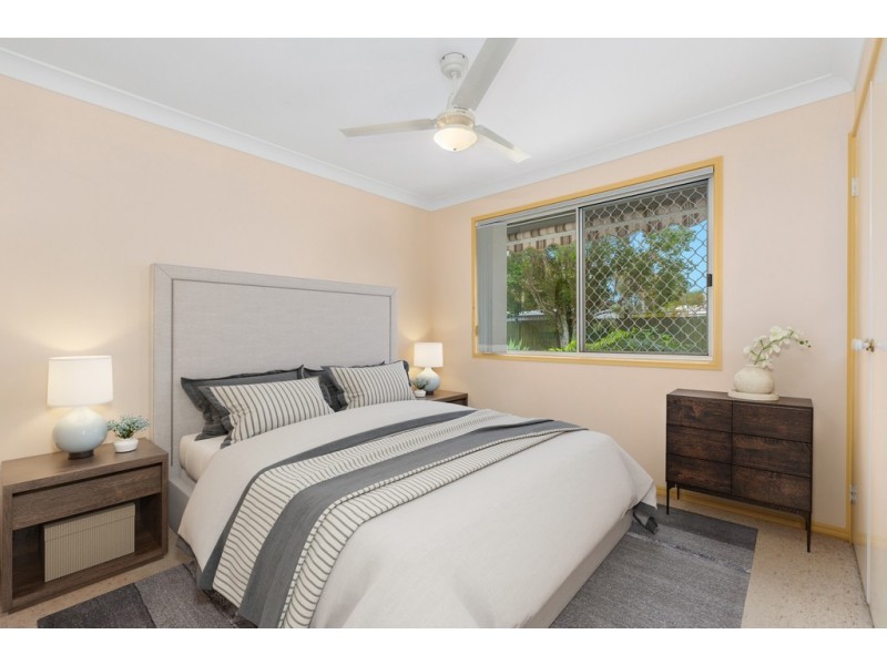 14 Woodlands Drive, Banora Point NSW 2486