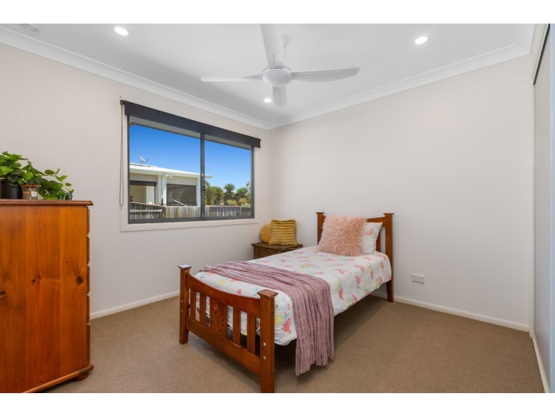 70 Lochlomond Drive, Banora Point NSW 2486
