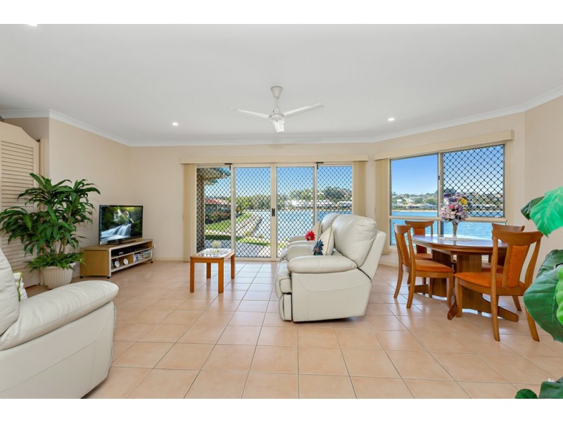 86 Winders Place, Banora Point NSW 2486