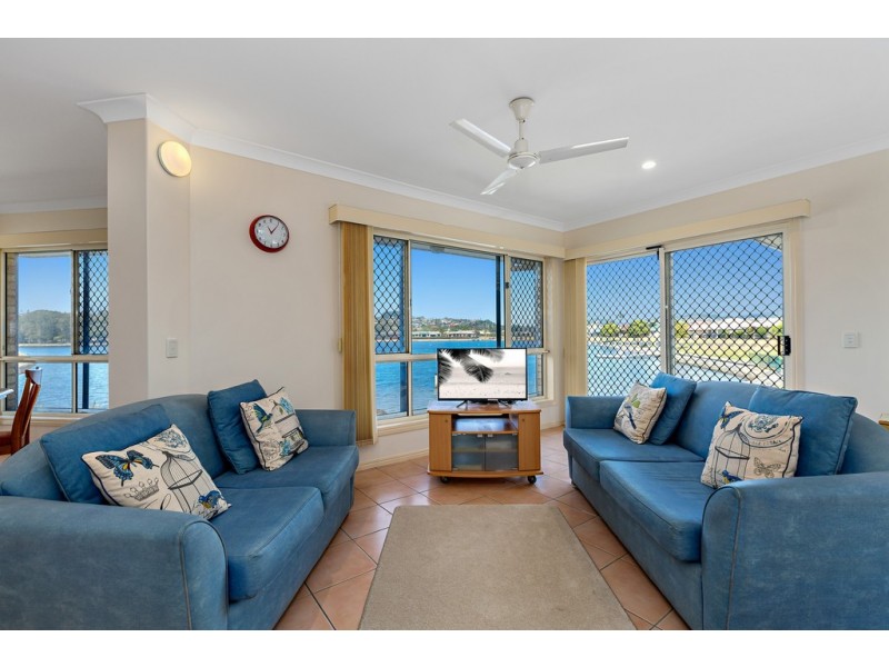 86 Winders Place, Banora Point NSW 2486