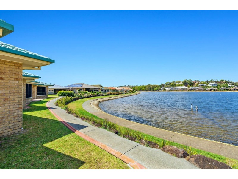 86 Winders Place, Banora Point NSW 2486