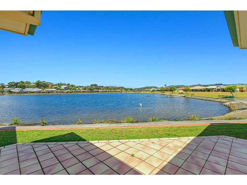86 Winders Place, Banora Point NSW 2486
