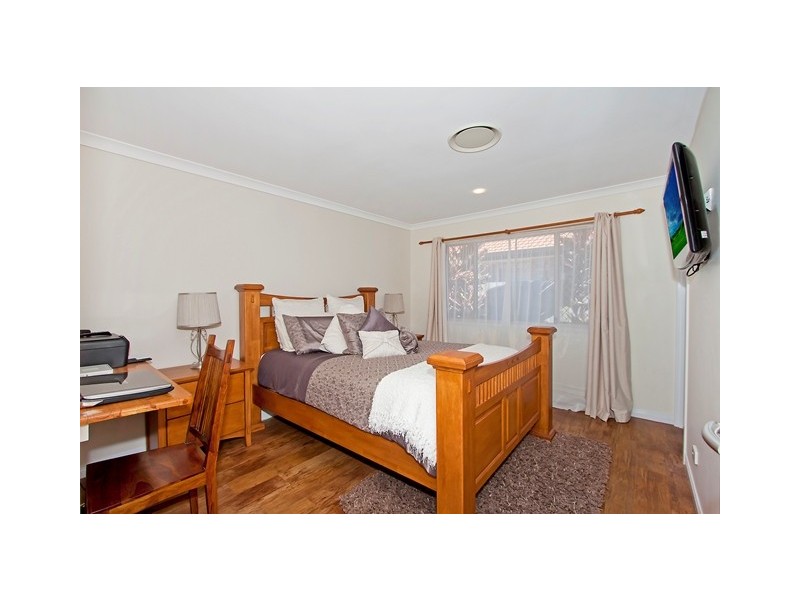 10 Stradbroke Dr, Tweed Heads South NSW 2486