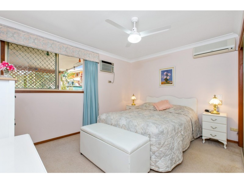 8 Tralee Drive, Banora Point NSW 2486