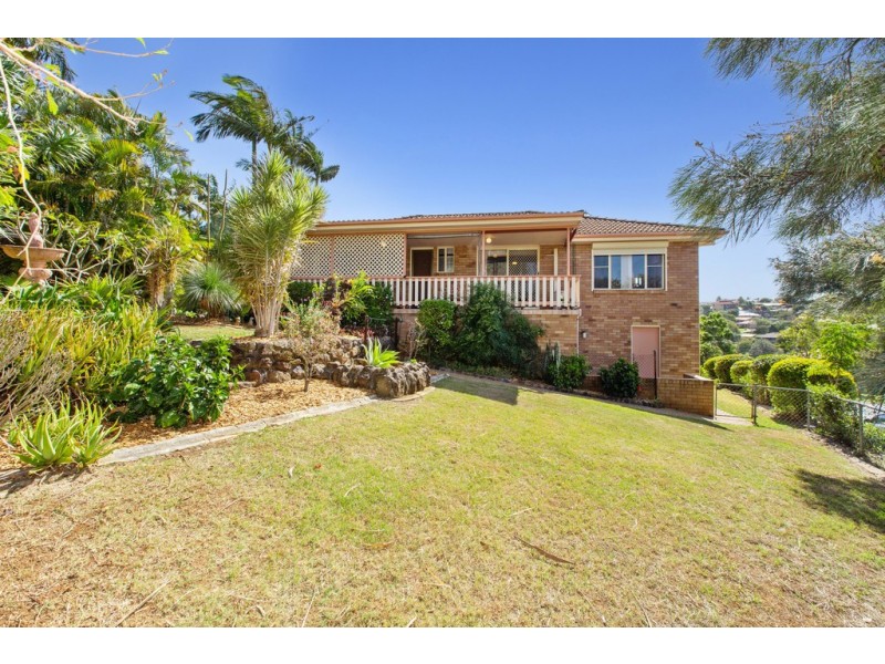 8 Tralee Drive, Banora Point NSW 2486