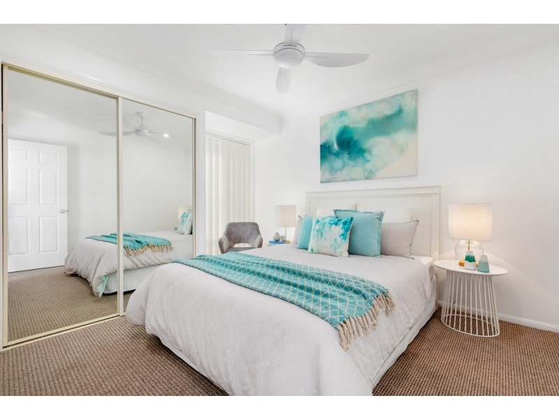 92 Avondale Drive, Banora Point NSW 2486