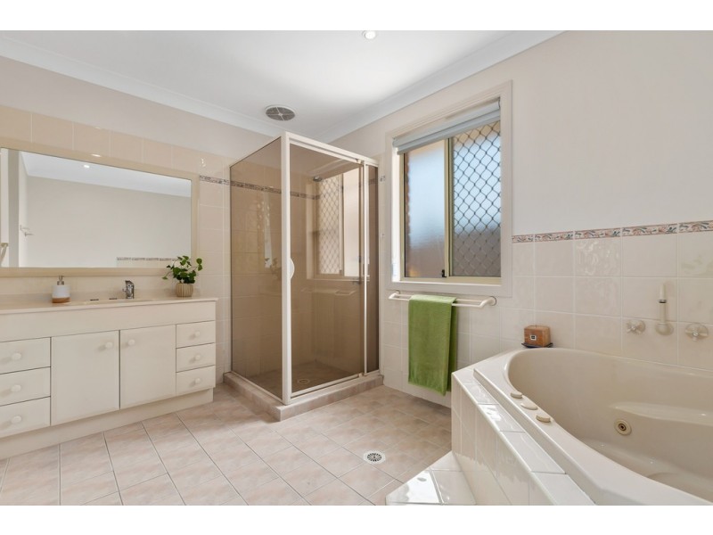 15 Franklin Street, Banora Point NSW 2486