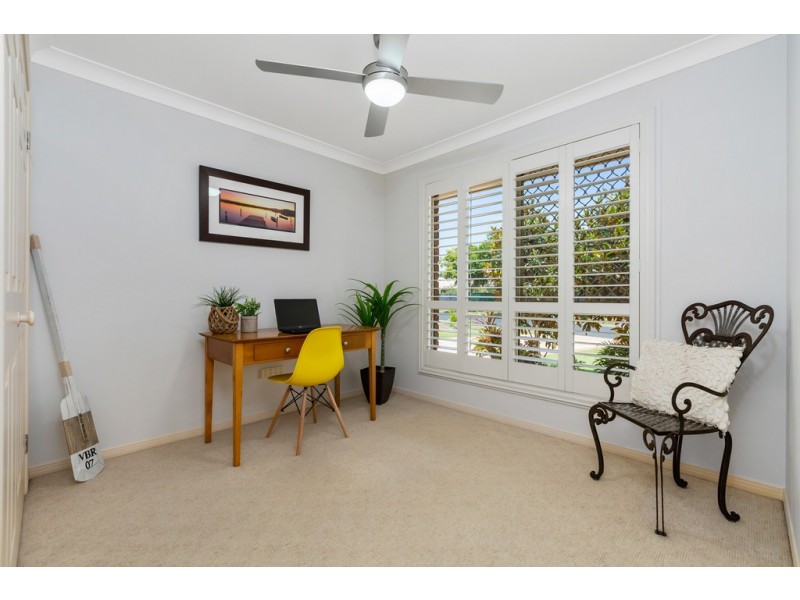 15 Franklin Street, Banora Point NSW 2486