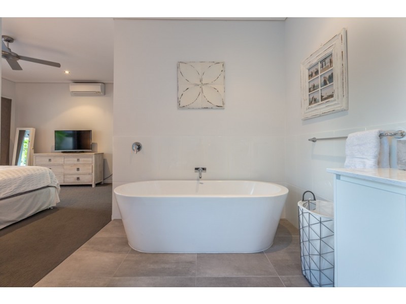 23 Brindabella Quay, Trinity Park QLD 4879