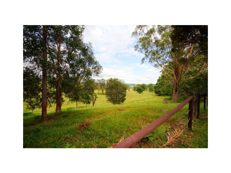 521 Round Mountain Rd, Round Mountain NSW 2484