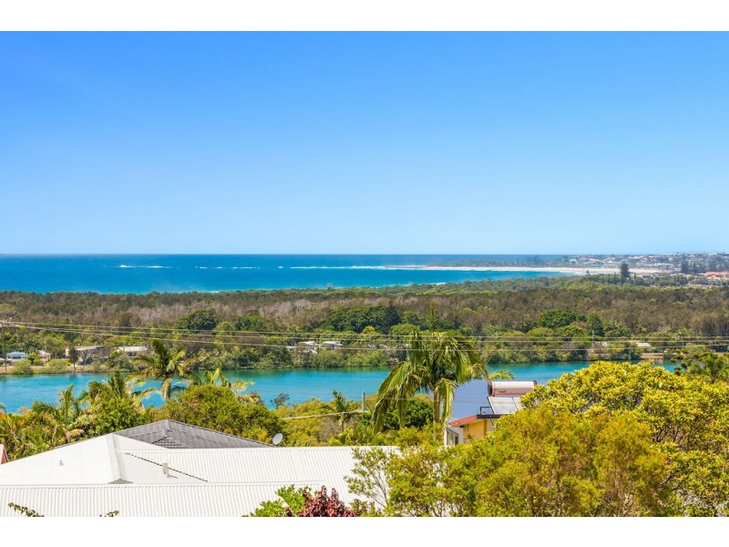 38B Walter Crescent, Banora Point NSW 2486