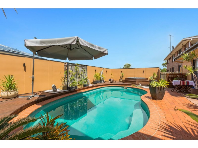 38B Walter Crescent, Banora Point NSW 2486