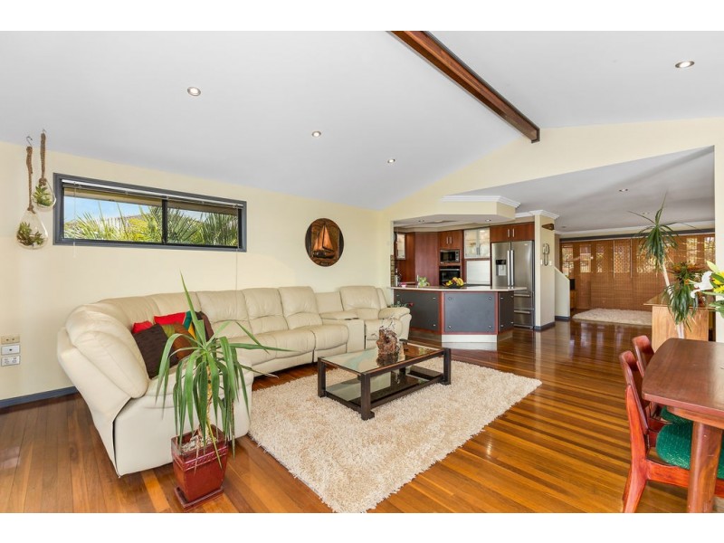 38B Walter Crescent, Banora Point NSW 2486
