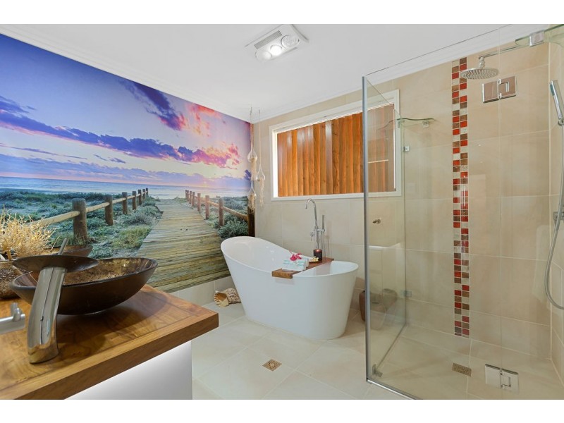 38B Walter Crescent, Banora Point NSW 2486