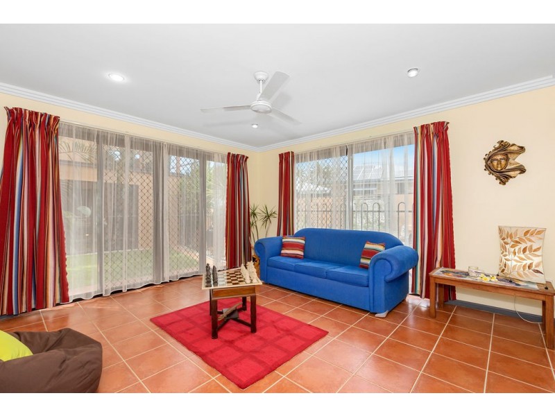 38B Walter Crescent, Banora Point NSW 2486