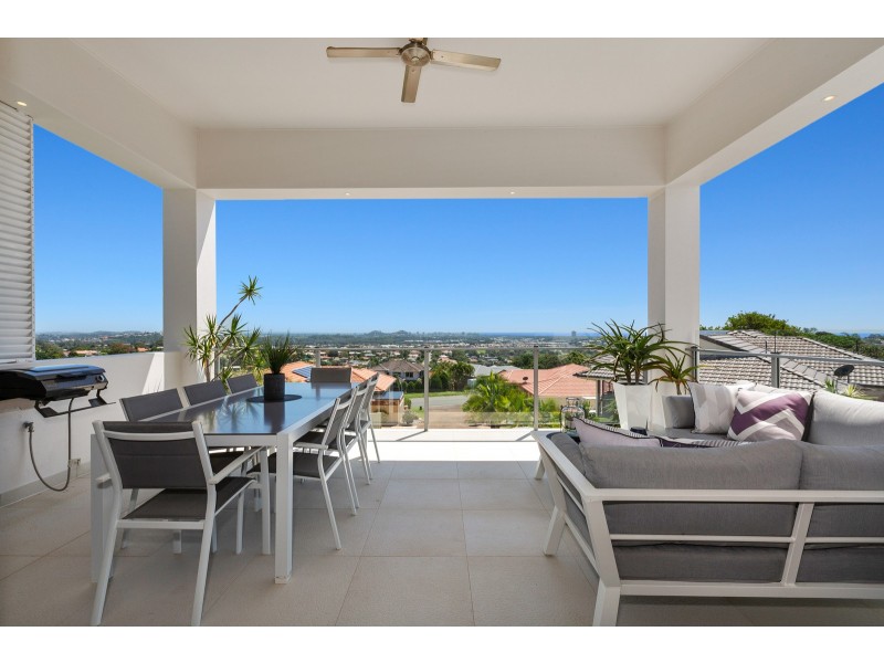 44A Lochlomond Drive, Banora Point NSW 2486
