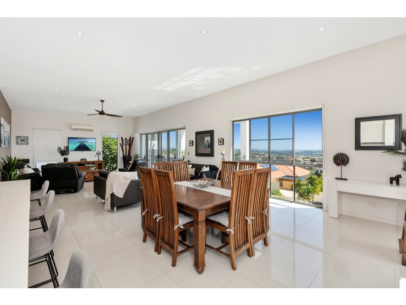 44A Lochlomond Drive, Banora Point NSW 2486