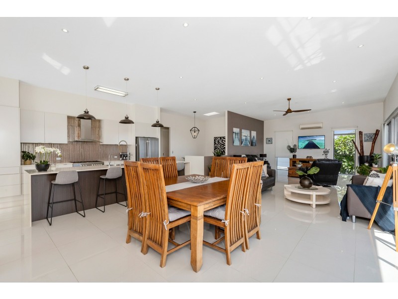 44A Lochlomond Drive, Banora Point NSW 2486