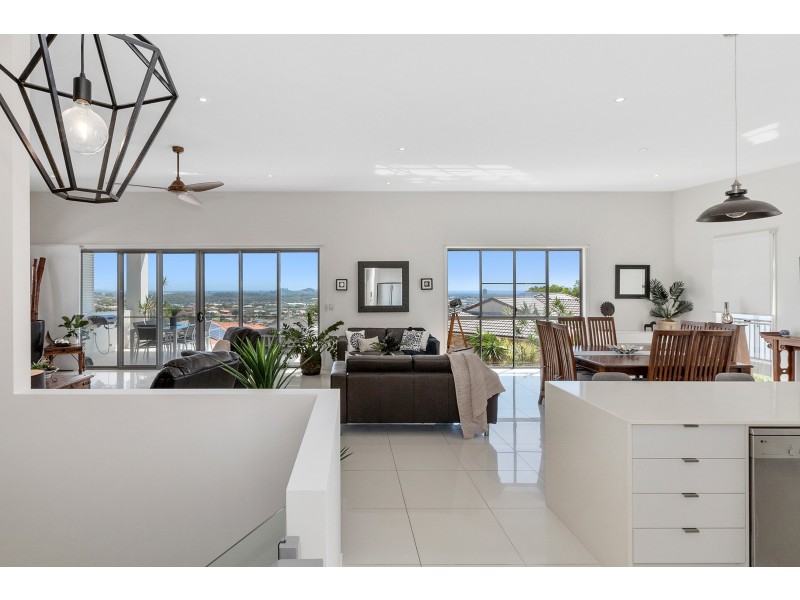 44A Lochlomond Drive, Banora Point NSW 2486