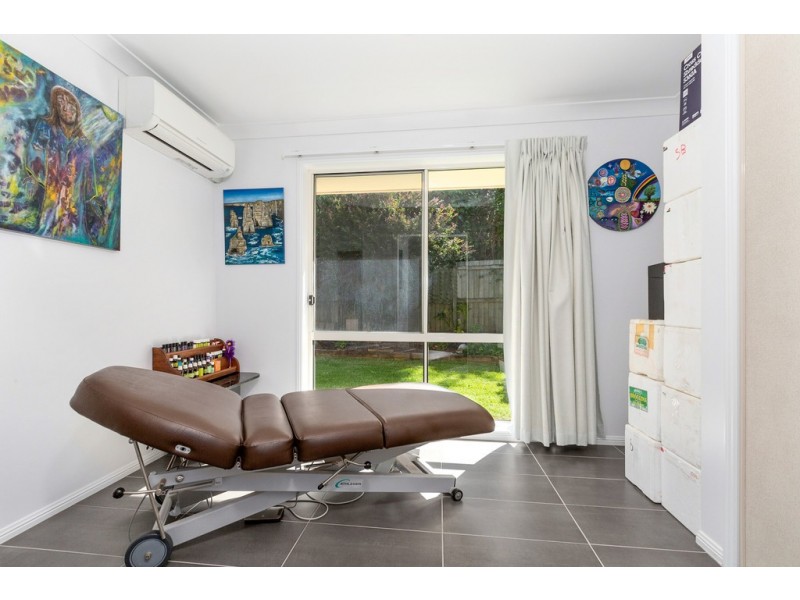 6 Kerry Court, Banora Point NSW 2486