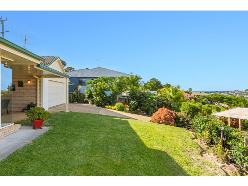 6 Kerry Court, Banora Point NSW 2486