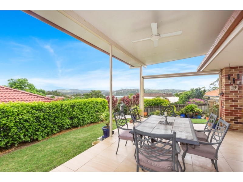 16 Champagne Drive, Tweed Heads South NSW 2486