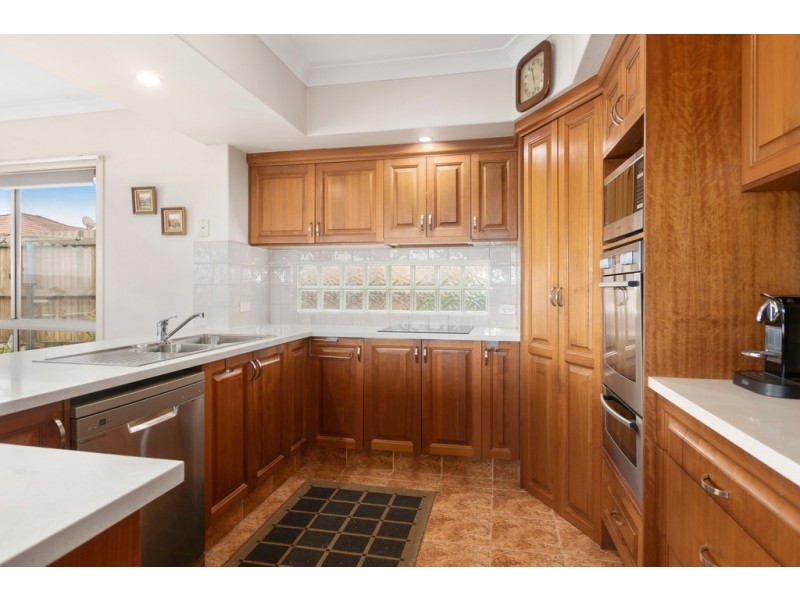 16 Champagne Drive, Tweed Heads South NSW 2486