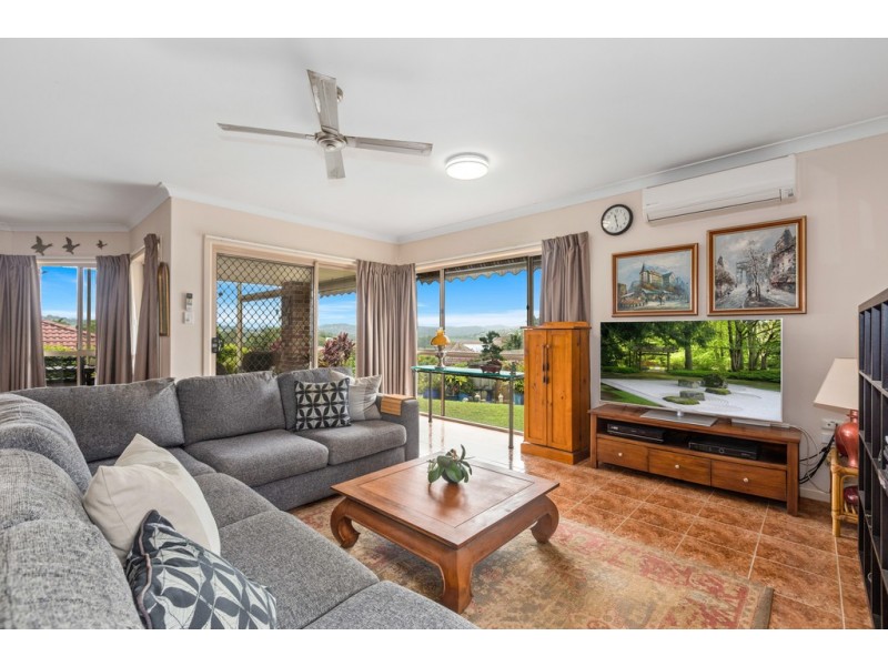 16 Champagne Drive, Tweed Heads South NSW 2486