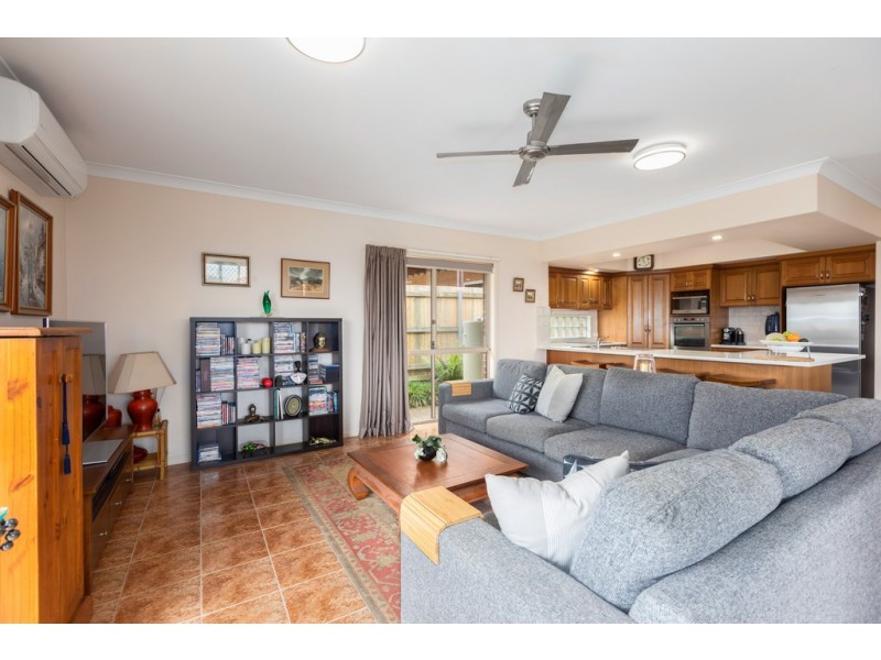 16 Champagne Drive, Tweed Heads South NSW 2486