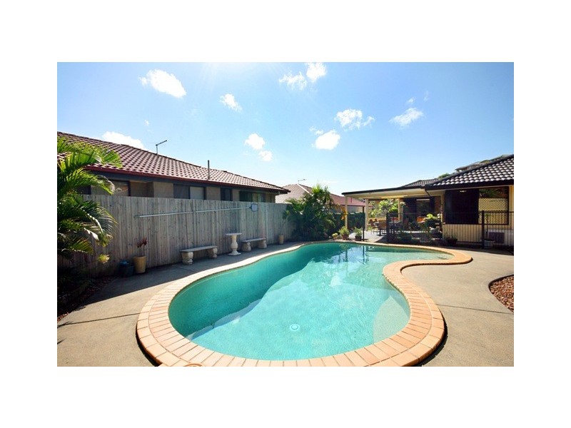 16  Grassmere Court, Banora Point NSW 2486