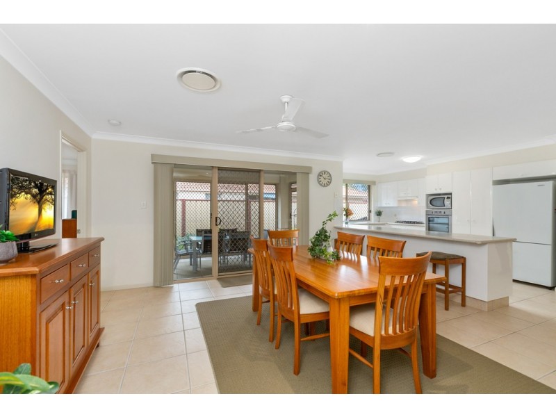 2/155 Botanical Circuit, Banora Point NSW 2486