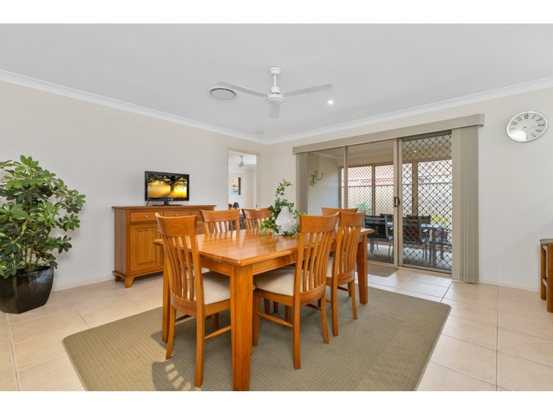 2/155 Botanical Circuit, Banora Point NSW 2486