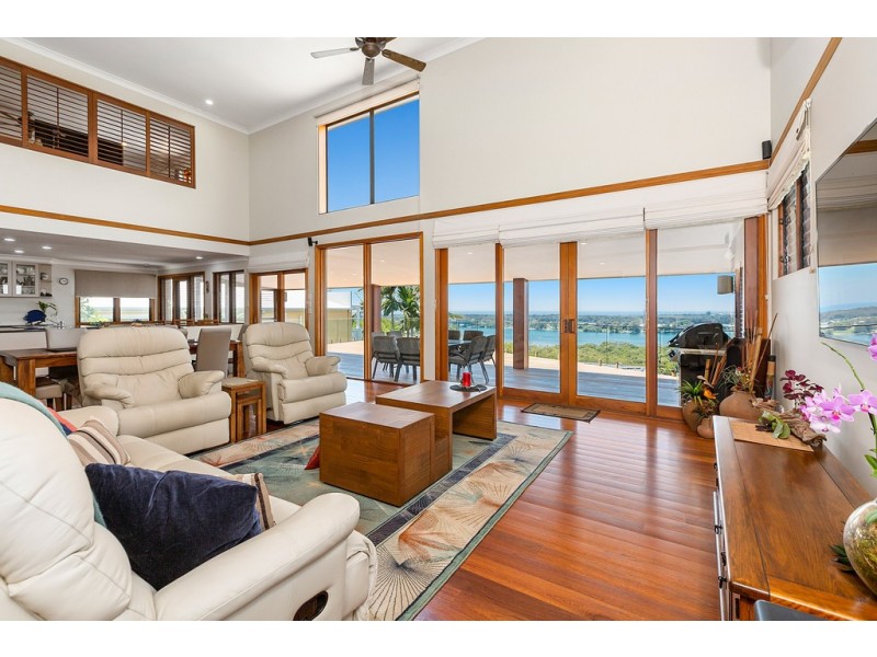 2D Peter Street, Banora Point NSW 2486