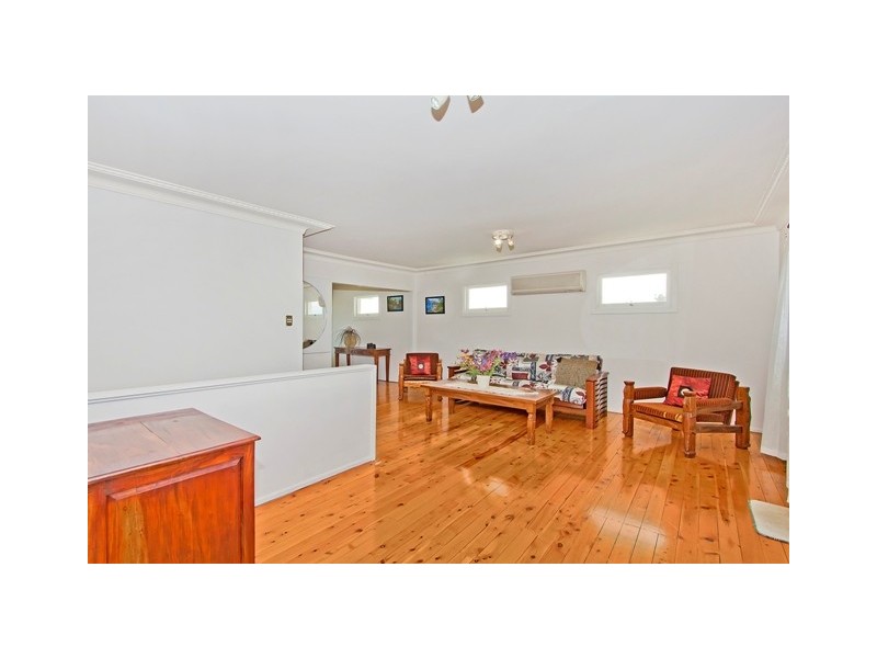 63 Pioneer Pde, Banora Point NSW 2486