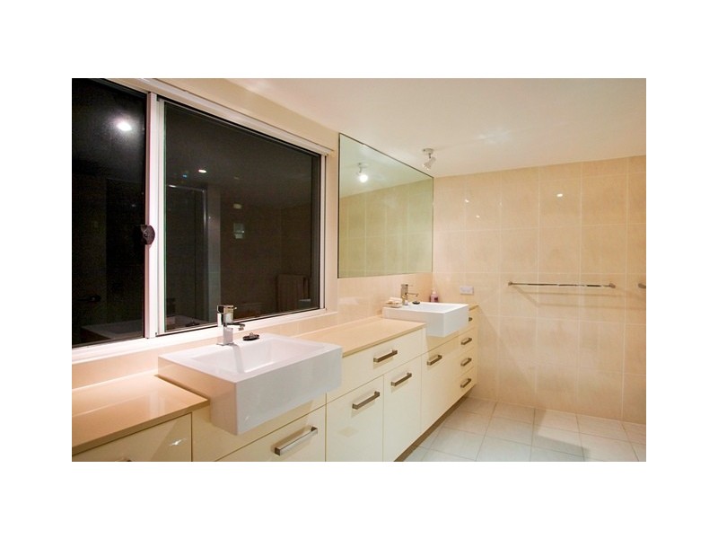2 / 10 McGregor Cres, Tweed Heads NSW 2485