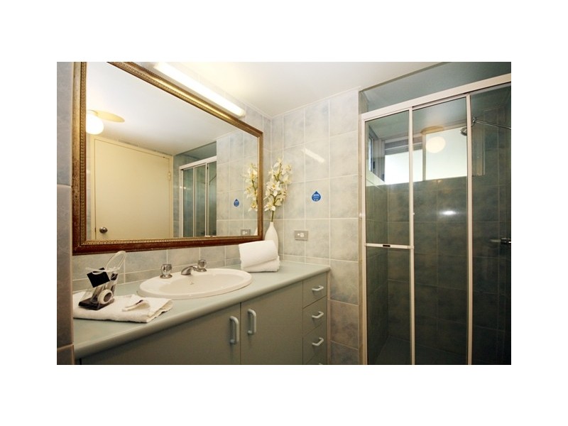 1 / 265 Boundary St, Rainbow Bay QLD 4225
