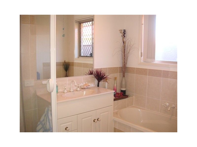 2 / 7  Seabreeze Blvde, Pottsville NSW 2489